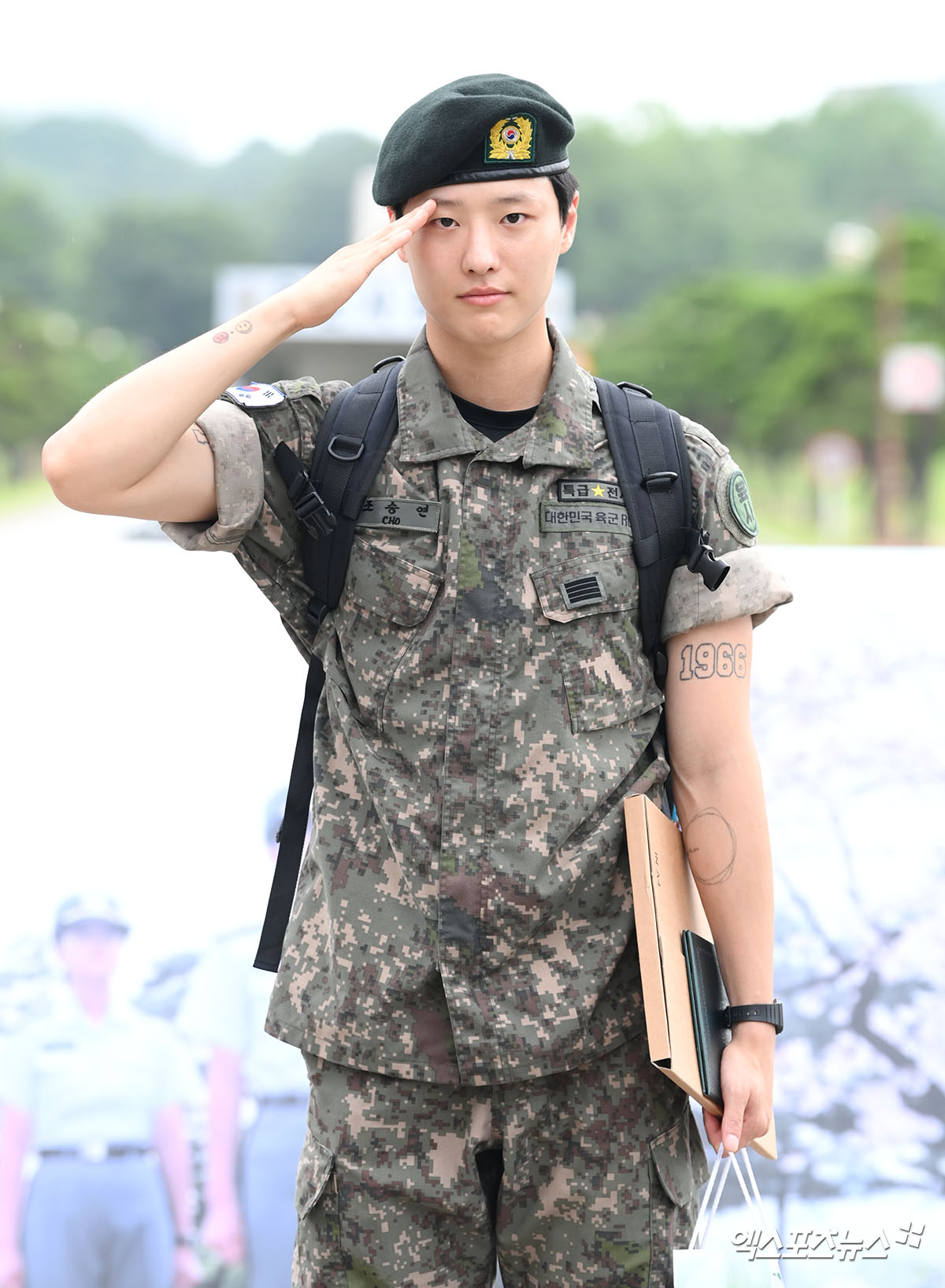 WOODZ menyelesaikan wamil pada 21 Juli [Twitter]